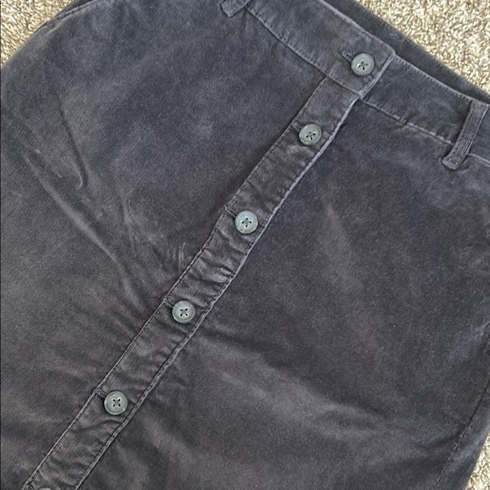 CROFT & BARROW Grey Corduroy Button-Front Skirt - Picture 3 of 5